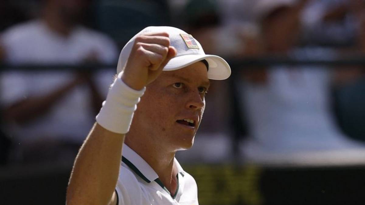 Sinner pasa a semifinales de Wimbledon; Zverev avanza a cuartos en partido aplazado