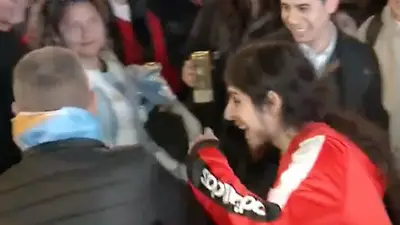 Tenso momento en América: movilero fue agredido al aire. Tenso momento en América: movilero fue agredido al aire.