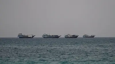 Irán ataca objetivos en Baréin y Kuwait tras una oleada de ataques estadounidenses Irán ataca objetivos en Baréin y Kuwait tras una oleada de ataques estadounidenses
