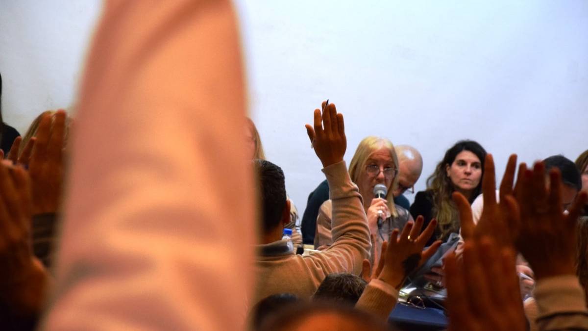 Paritaria PBA: los gremios docentes aceptaron la propuesta del 7%