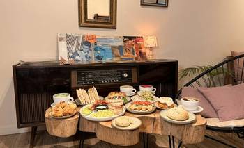 Es como tomar un café en la casa de tu abuela: el café escondido | Gastronomía