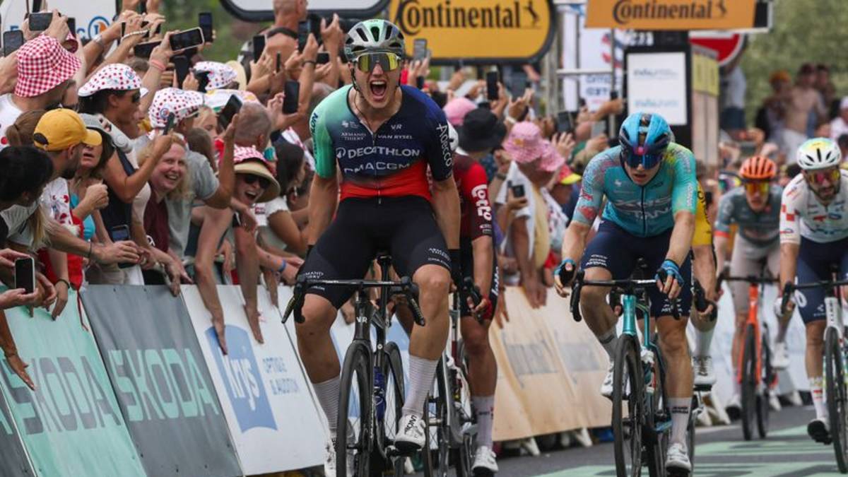 Debutante neerlandés Kooij gana la quinta etapa del Tour de Francia en un final caótico