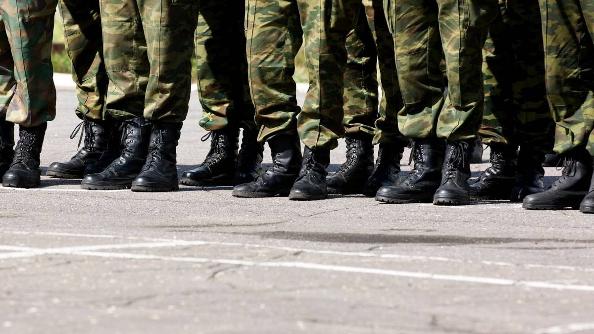 Aumento para el personal de Fuerzas Armadas en julio 2026: el salario que cobran