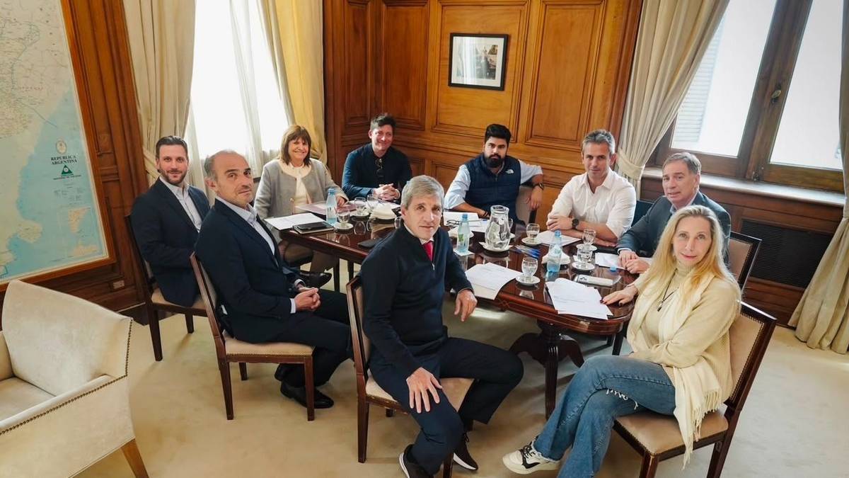 Primera reunión de la mesa política sin Adorni: el plan del Gobierno para reactivar la gestión