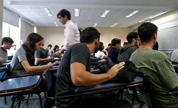 La UBA lanzó una tecnicatura corta con salida laboral para el futuro con IA | Inteligencia artificial