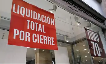 Mientras cae el consumo, 6 de cada 10 quiere un cambio de rumbo económico | Encuestas