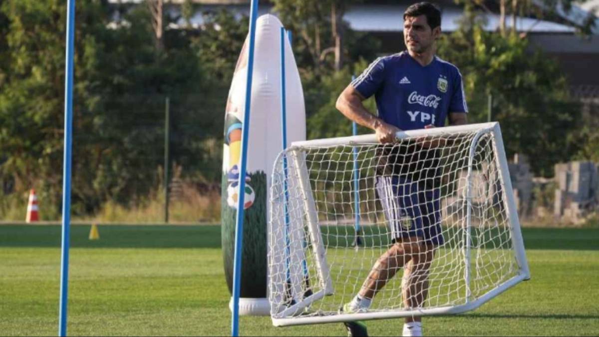 Dónde jugó Roberto "Ratón" Ayala: la carrera del ayudante de campo de Scaloni en la Selección Argentina