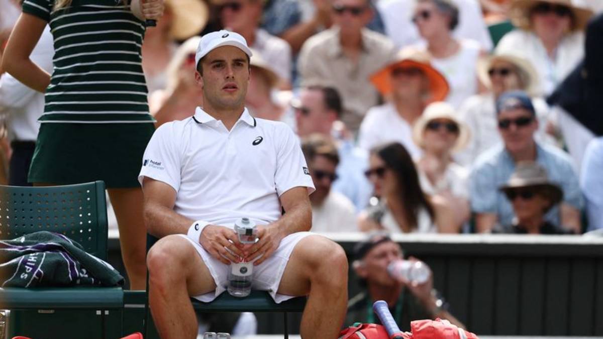 Implacable Zverev acaba rápido con el sueño de Fery en Wimbledon y se clasifica para la final