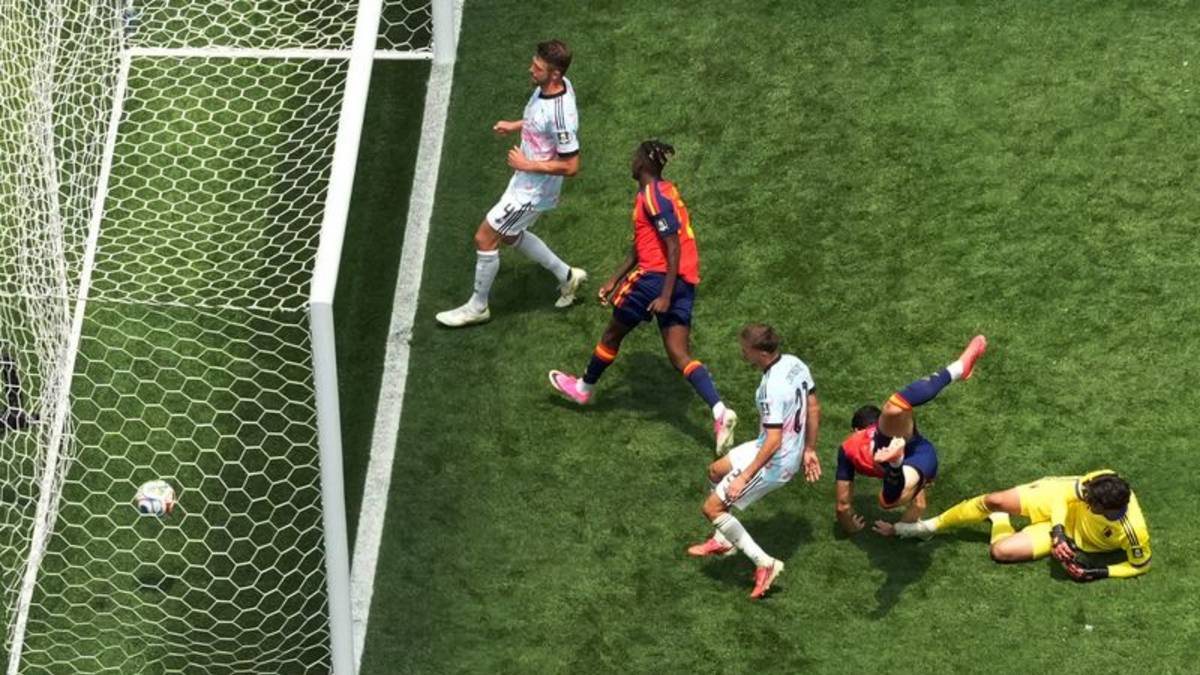 España va a semifinal del Mundial tras vencer a Bélgica con gol en minutos finales de suplente Merino
