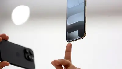 Apple demanda a OpenAI y a dos antiguos empleados por robo de secretos comerciales Apple demanda a OpenAI y a dos antiguos empleados por robo de secretos comerciales