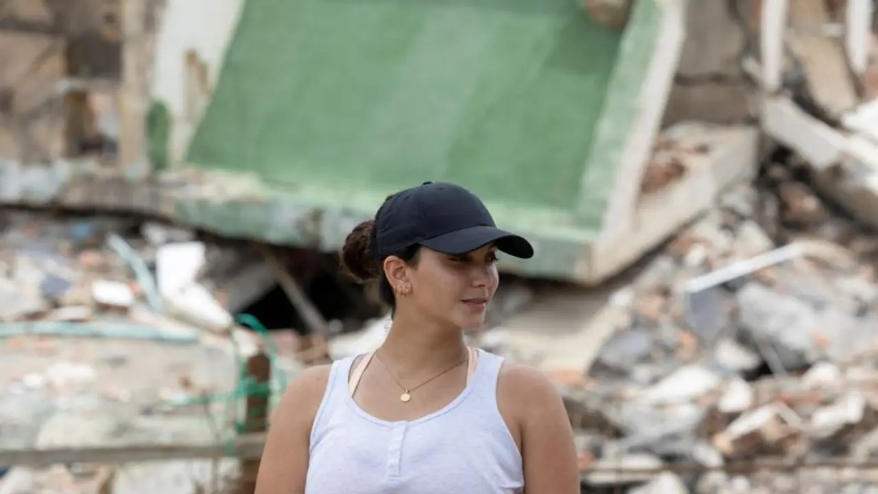 Adolescente venezolana sobreviviente de terremotos llora a sus amigos, quienes serán "jóvenes para siempre"
