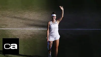 Noskova se sacude los nervios y vence a Muchova en la final de Wimbledon Noskova se sacude los nervios y vence a Muchova en la final de Wimbledon