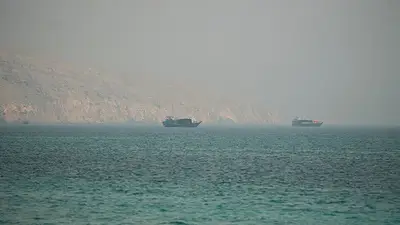 EEUU bombardea nuevamente Irán tras el ataque a un buque mercante en Ormuz EEUU bombardea nuevamente Irán tras el ataque a un buque mercante en Ormuz