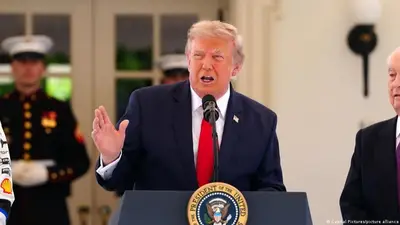 Trump desafía a la Corte y vuelve a intentar limitar la ciudadanía en EE.UU. Trump desafía a la Corte y vuelve a intentar limitar la ciudadanía en EE.UU.
