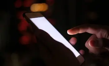 Son fotos de tus vecinas o amigas: así operan por dentro los grupos de varones de Telegram | Inteligencia artificial