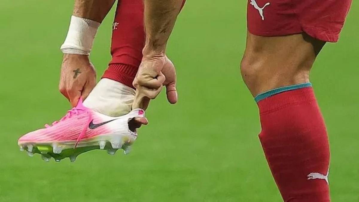 Por qué los jugadores rompen sus botines en el Mundial 2026
