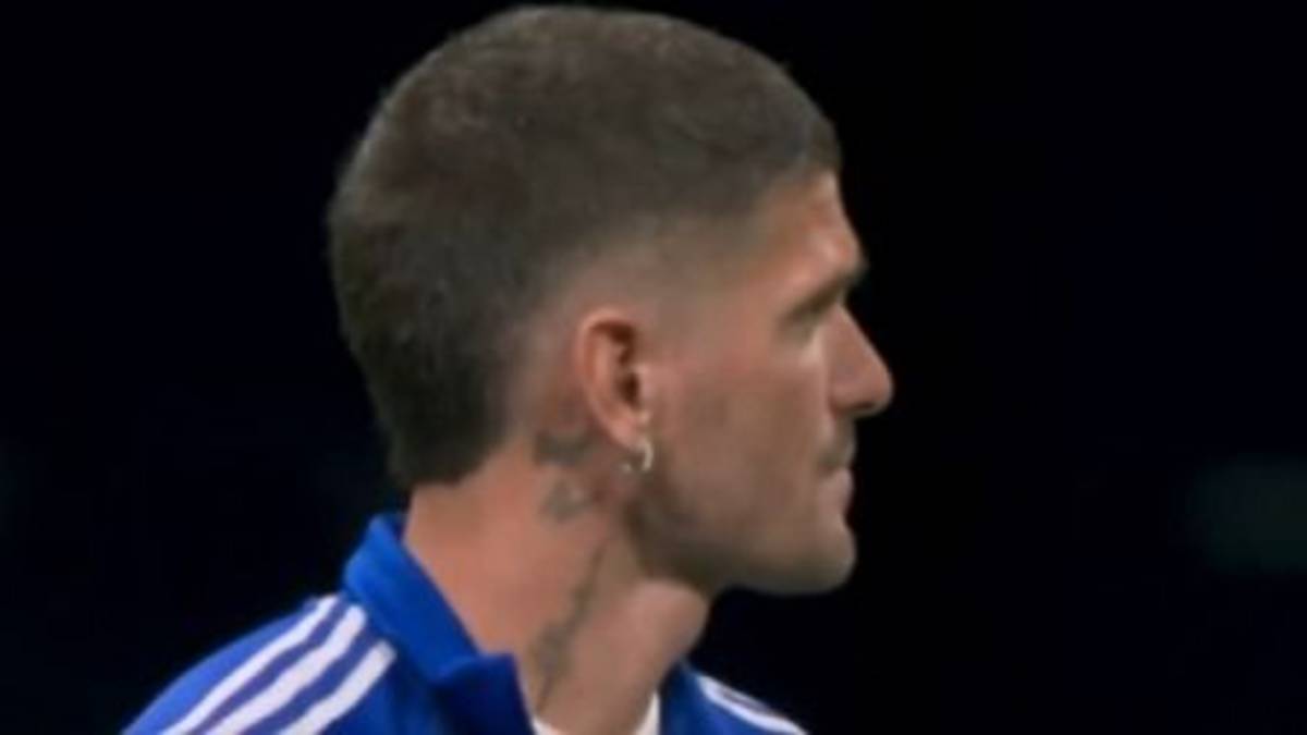 La sugerente cara de Rodrigo de Paul en medio de su cábala previa al partido contra Inglaterra