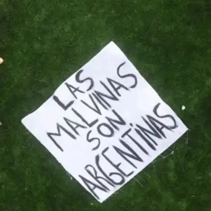 Un excombatiente de Malvinas reaccionó al trapo de la Selección Argentina: "Sentí que el grupo estuvo a la altura" | El Destape