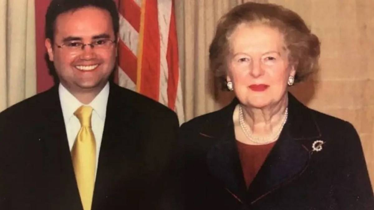 Papelón de un exasesor de Thatcher contra Argentina: pidió que FIFA la expulse por defender la causa Malvinas