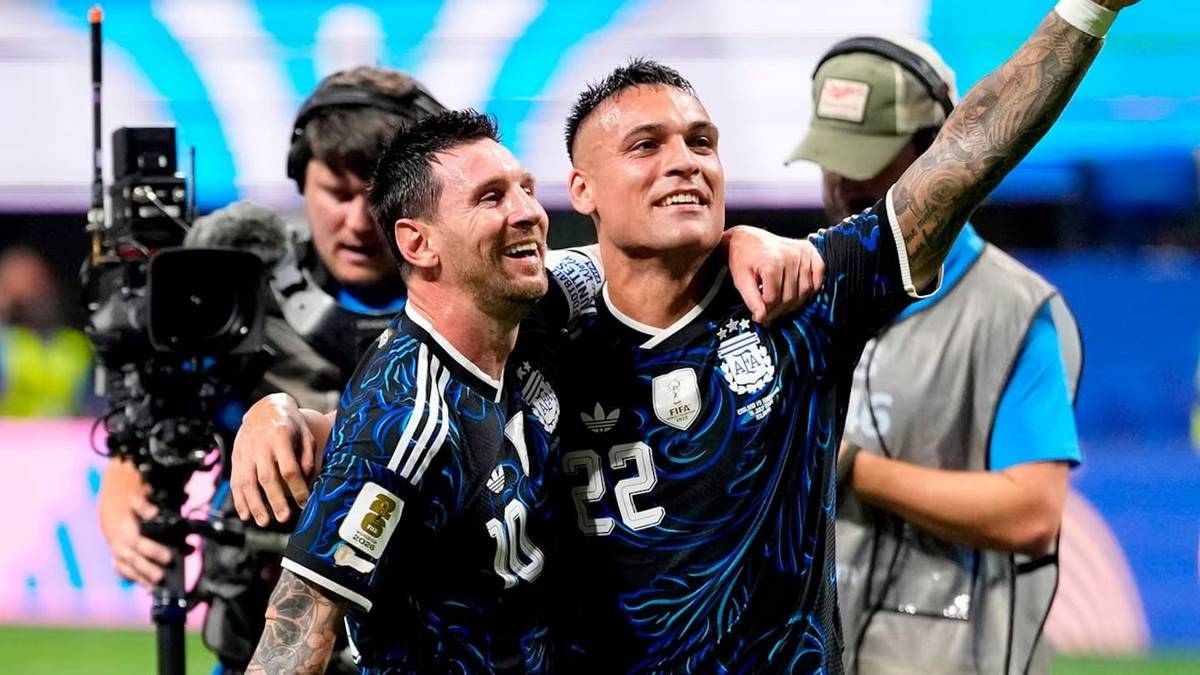 Un relator de Inglaterra se rindió ante Argentina: "Ganó el mejor"