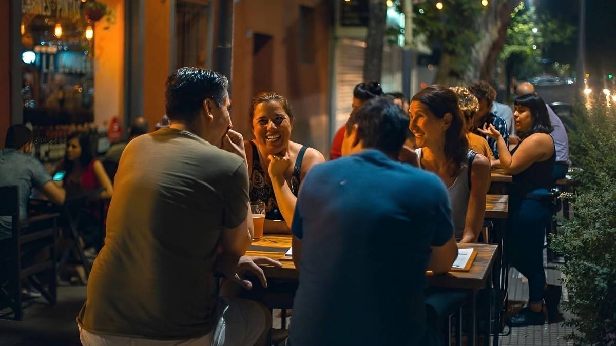 Día del Amigo: los mejores 2x1 en cócteles y cervezas para disfrutar el lunes de julio
