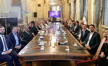 Karina reunió a su tropa porteña y les pidió construir "una alternativa" al PRO | Elecciones 2027