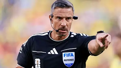 Quién es Slavko Vincic, el árbitro "tarjetero" que dirigirá a la Selección Argentina en la final ante España Quién es Slavko Vincic, el árbitro "tarjetero" que dirigirá a la Selección Argentina en la final ante España