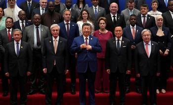 Xi propone a China como líder global de IA y alternativa al dominio de EEUU | China 