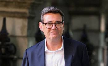 Andy Burnham prometió sepultar el legado económico de Margaret Thatcher | Reino unido