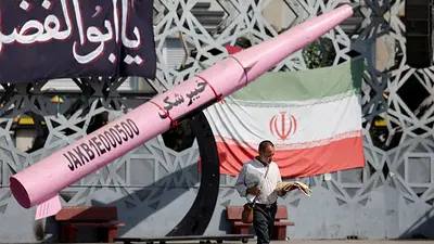 Los iraníes renuevan su incertidumbre y ansiedad a medida que EEUU intensifica los ataques Los iraníes renuevan su incertidumbre y ansiedad a medida que EEUU intensifica los ataques