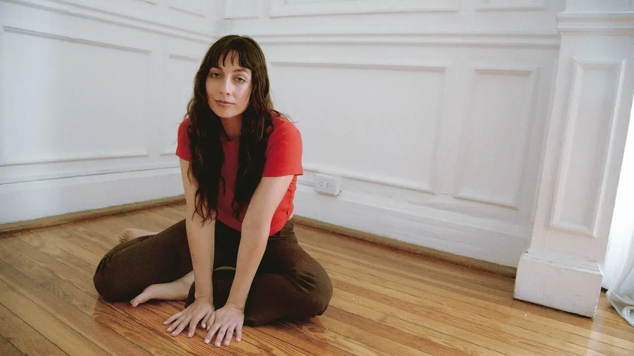 Mica Sotera adelanta su disco más íntimo: "Me animé a mostrar mi oscuridad".