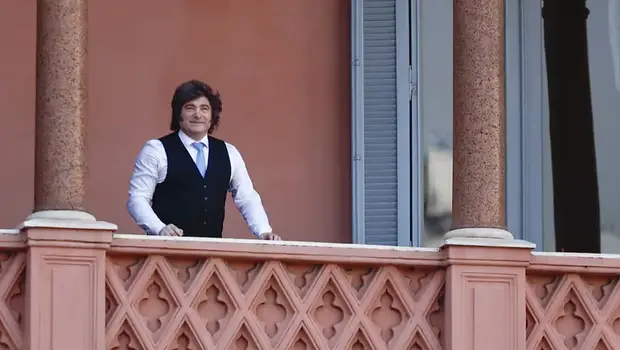 Milei volvió a Rosada tras 25 días: reunió a un Gabinete vaciado con una ausencia clave | Casa rosada 