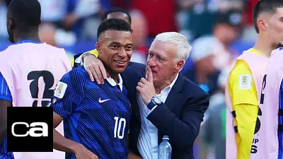 Mbappé homenajea a "leyenda" Deschamps antes del último partido del seleccionador en un Mundial Mbappé homenajea a "leyenda" Deschamps antes del último partido del seleccionador en un Mundial