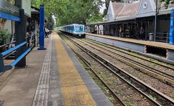 Es como dar un paseo por  el 1800: la estación de tren donde ir a escuchar jazz  | Turismo