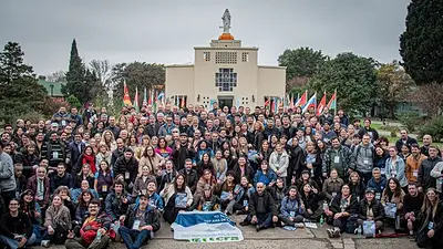 Junto a Kicillof, la Iglesia reunió a dirigentes para combatir la polarización Junto a Kicillof, la Iglesia reunió a dirigentes para combatir la polarización