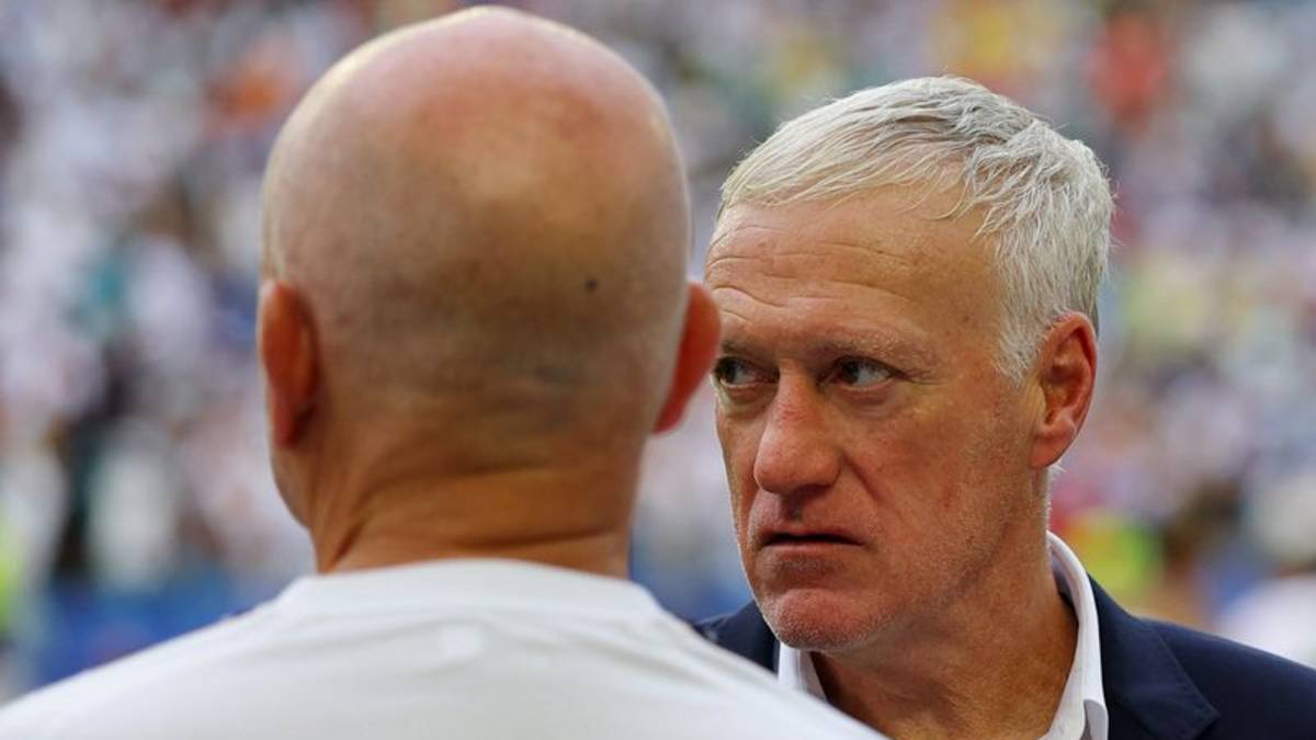Deschamps asume la responsabilidad por el "inaceptable" primer tiempo de Francia ante Inglaterra