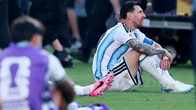 La Selección perdió ante España, dejó todo y vuelve con la frente en alto La Selección perdió ante España, dejó todo y vuelve con la frente en alto