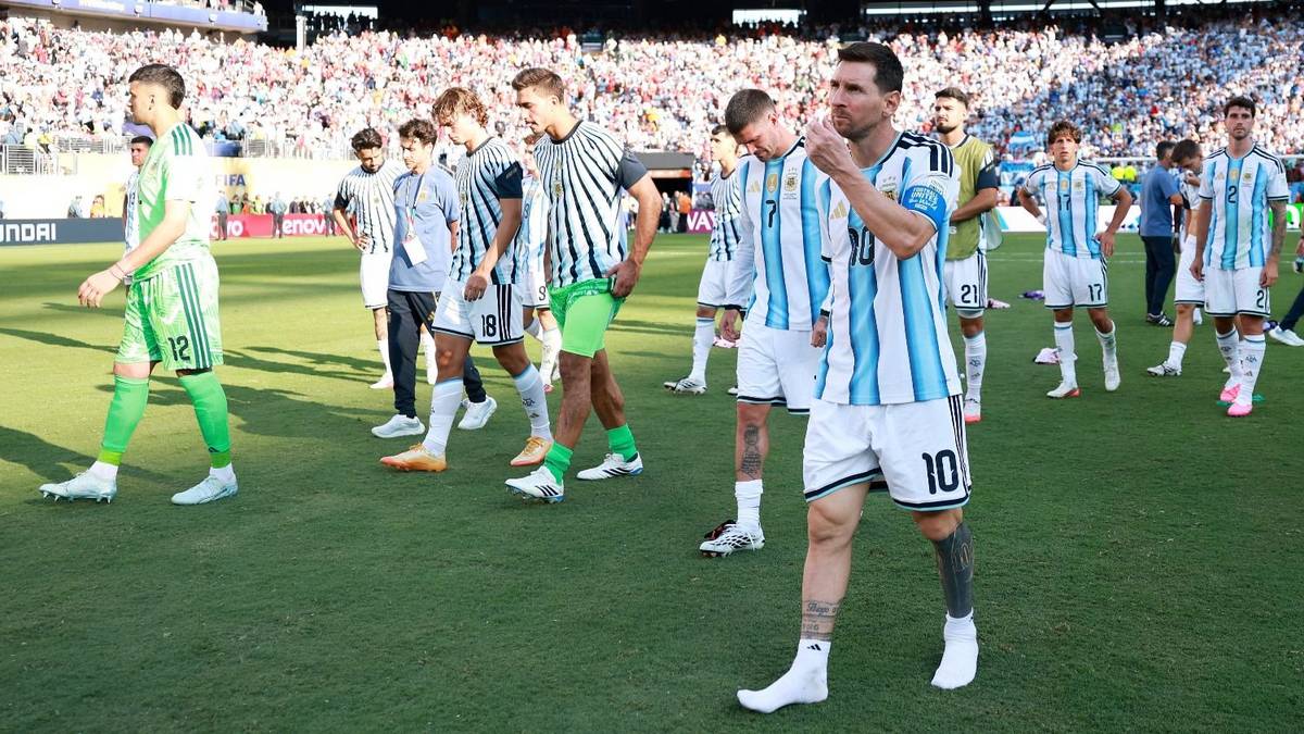El gesto que engrandece a la Selección Argentina después de la derrota con España en la final del Mundial