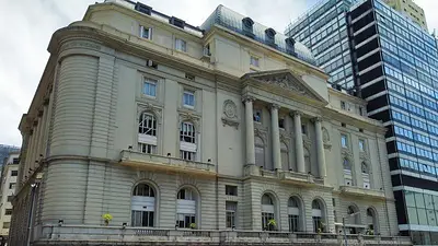 Los mercados abren en alerta por la tensión en Medio Oriente y la lupa puesta en el crédito interno Los mercados abren en alerta por la tensión en Medio Oriente y la lupa puesta en el crédito interno