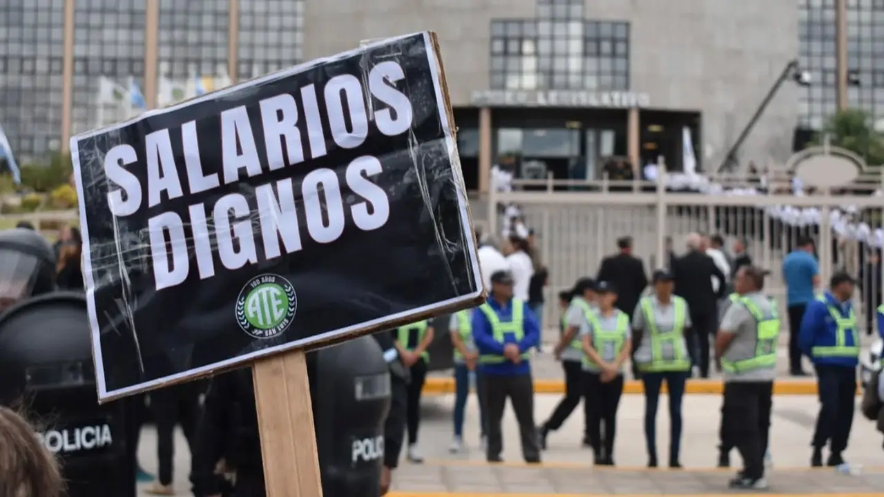 Crece el conflicto con el intendente de Poggi: ATE rechazó el escaso aumento en la capital puntana
