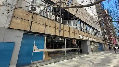 Demandó a una estación de servicio por una caída y la Justicia falló en su contra: ahora deberá pagar los gastos del juicio Demandó a una estación de servicio por una caída y la Justicia falló en su contra: ahora deberá pagar los gastos del juicio