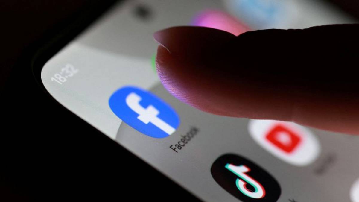 Senadores franceses respaldan prohibición del uso de redes sociales para los menores de 15 años