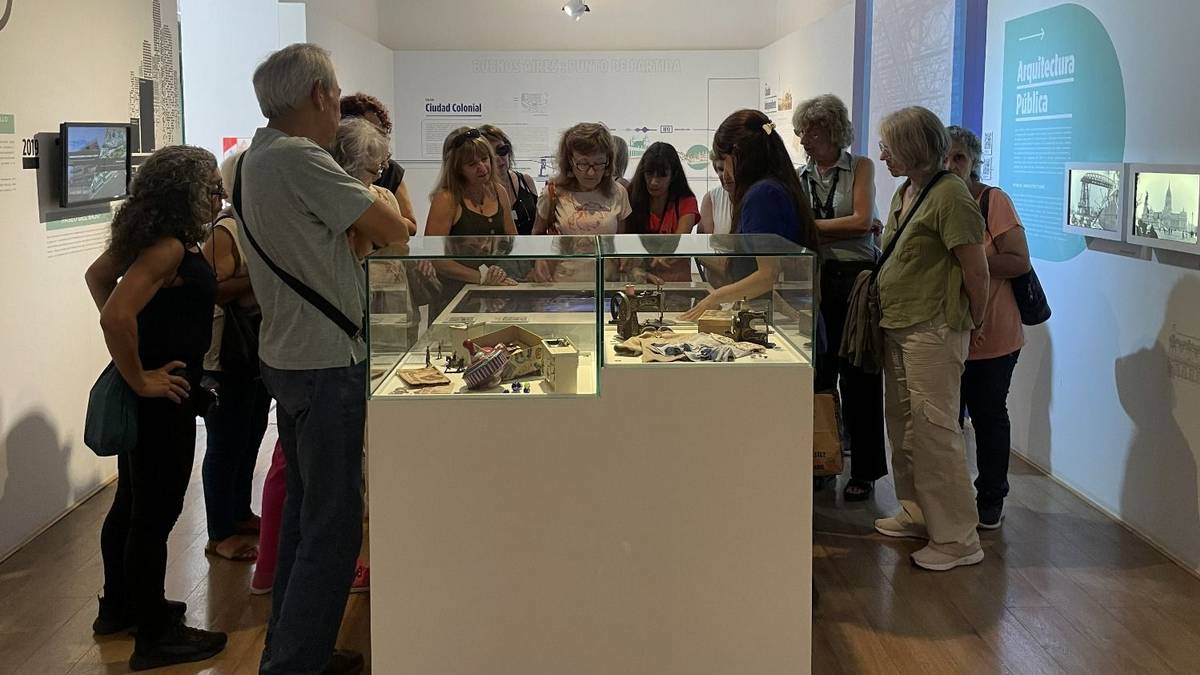 Solo para jubilados: el museo que ofrece visitas guiadas y talleres artísticos gratis