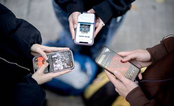 Francia prohibió las redes sociales a los menores de 15 años | Redes sociales