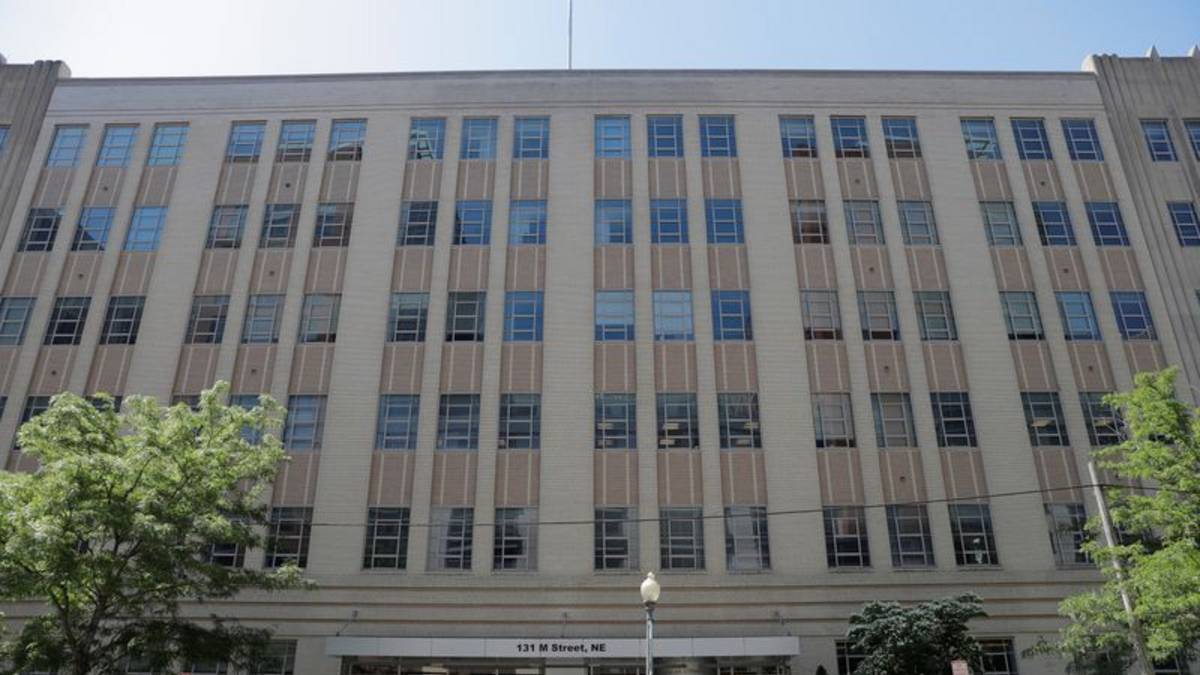 Agencia EEUU antidiscriminación busca poner fin a obligación de empresas de informar raza y sexo de trabajadores