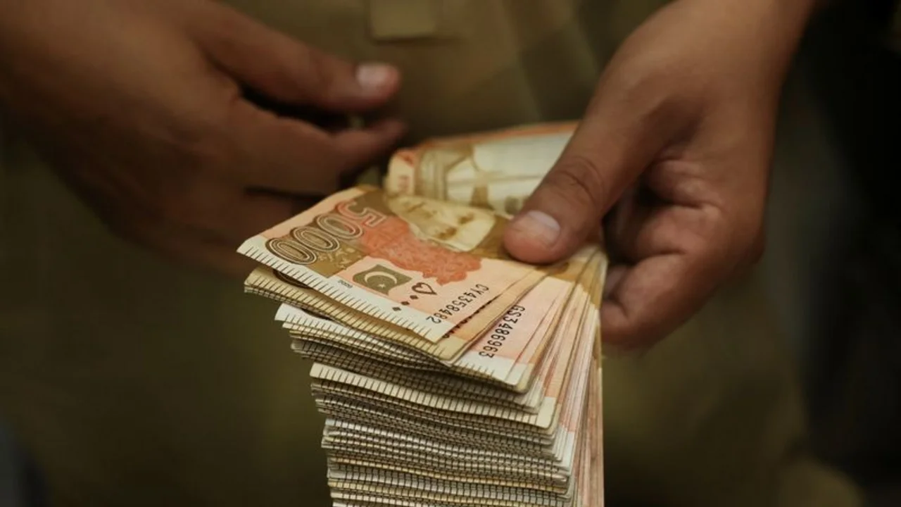Pakistán solicita a EEUU un fondo de 10.000 millones de dólares tras mediar con Irán