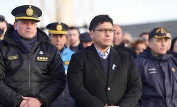 Cargan contra Vidal por el conflicto policial y la Emergencia Habitacional | Santa cruz 