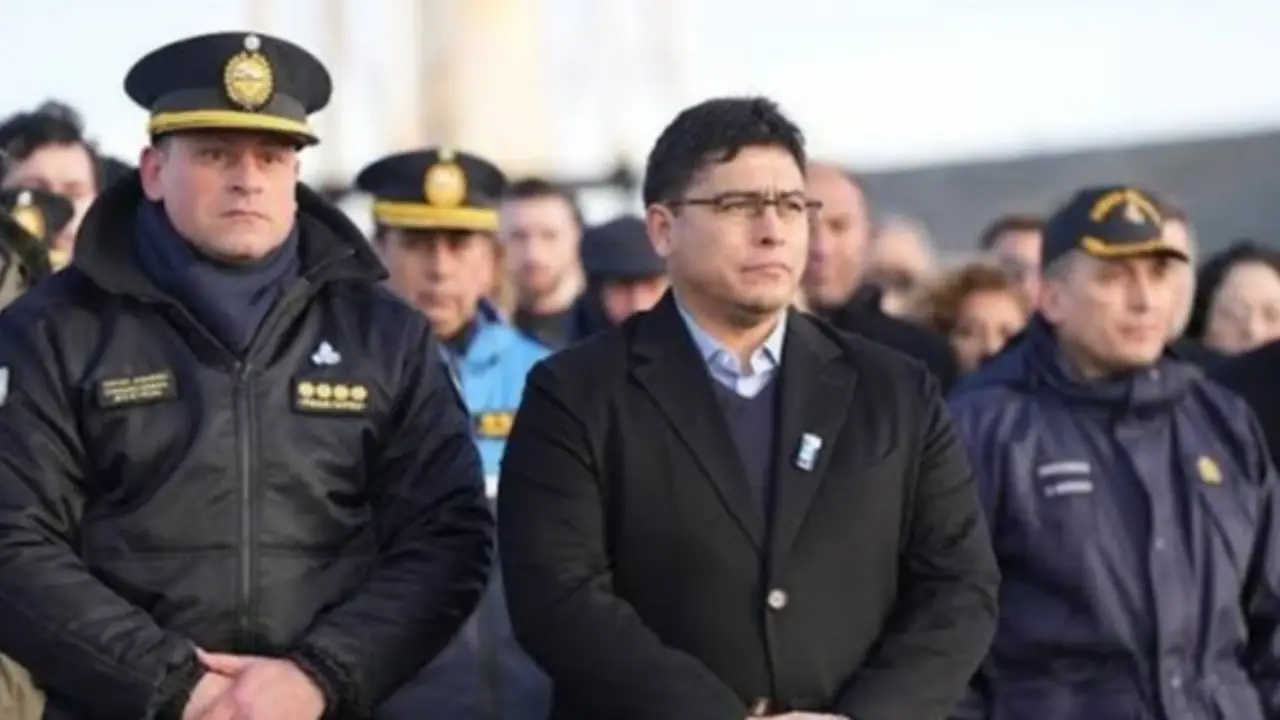 Cargan contra Vidal por el conflicto policial y la Emergencia Habitacional: "No estuvieron a la altura" 