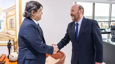 Insfrán recibió al embajador de Turquía para fortalecer vínculos de cooperación con Formosa Insfrán recibió al embajador de Turquía para fortalecer vínculos de cooperación con Formosa