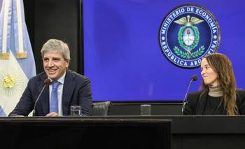 Desesperado por los dólares bajo el colchón, el Gobierno lanzó otra ley para blanquear | Inocencia fiscal 2